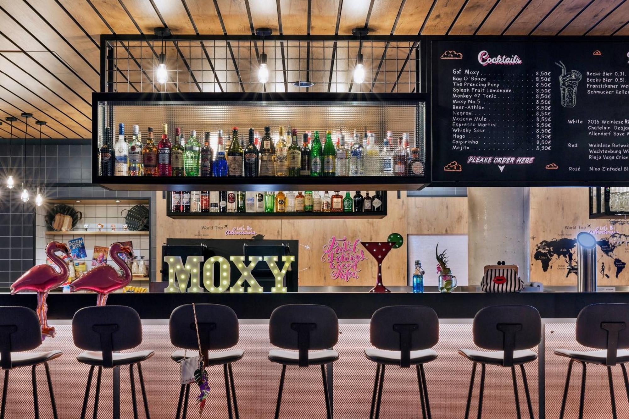 Hotel Moxy Frankfurt Airport Kelsterbach Extérieur photo